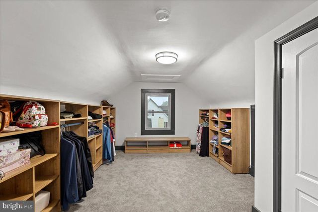 3910 CHATHAM RD, Baltimore, MD 21207
