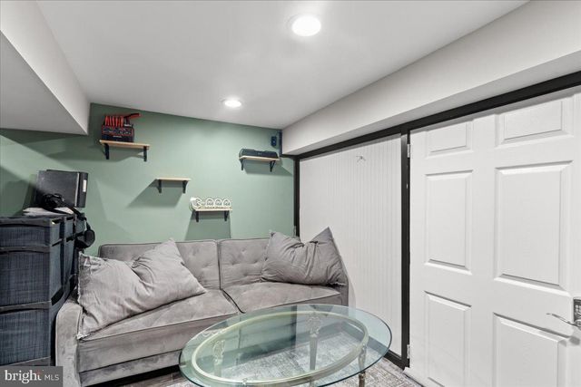 3910 CHATHAM RD, Baltimore, MD 21207