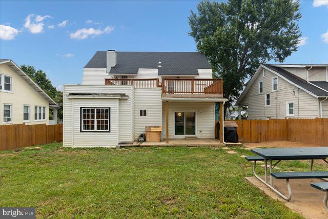 3910 CHATHAM RD, Baltimore, MD 21207