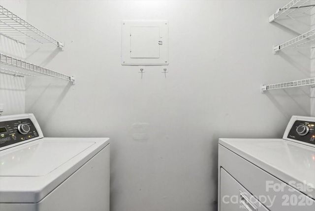 1612 Sharon Road W, Charlotte, NC 28210