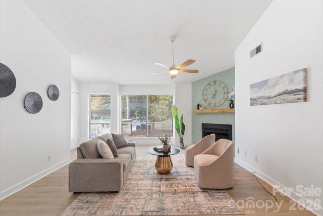 1612 Sharon Road W, Charlotte, NC 28210