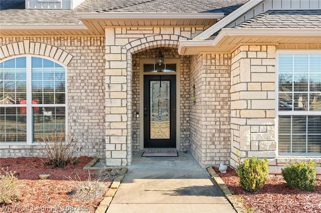 1245 Madeleine Court, Greenwood, AR 72936