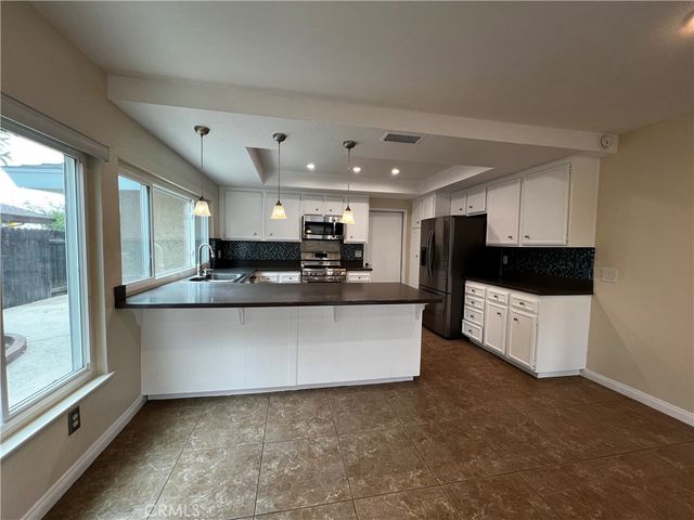 9889 Canada Way, Riverside, CA 92503