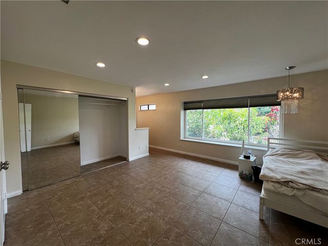 9889 Canada Way, Riverside, CA 92503