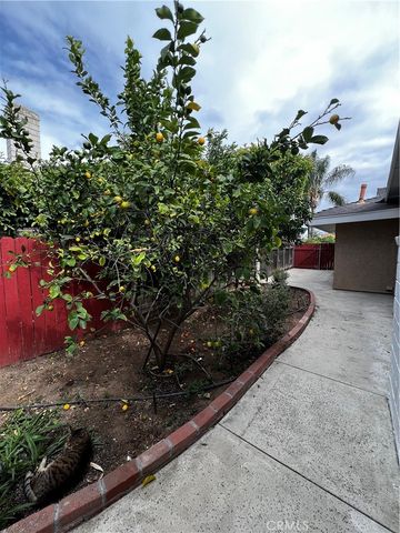 9889 Canada Way, Riverside, CA 92503