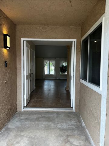 9889 Canada Way, Riverside, CA 92503