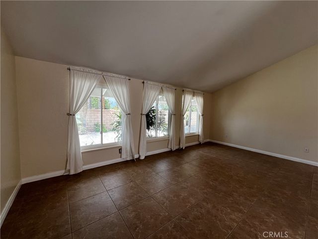 9889 Canada Way, Riverside, CA 92503