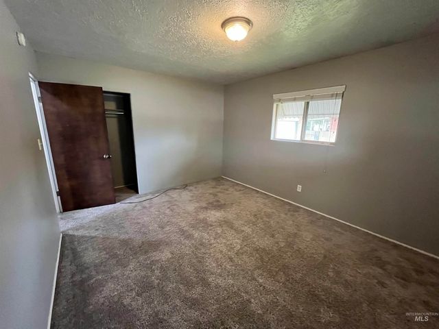 1340 Lawndale, Twin Falls, ID 83301