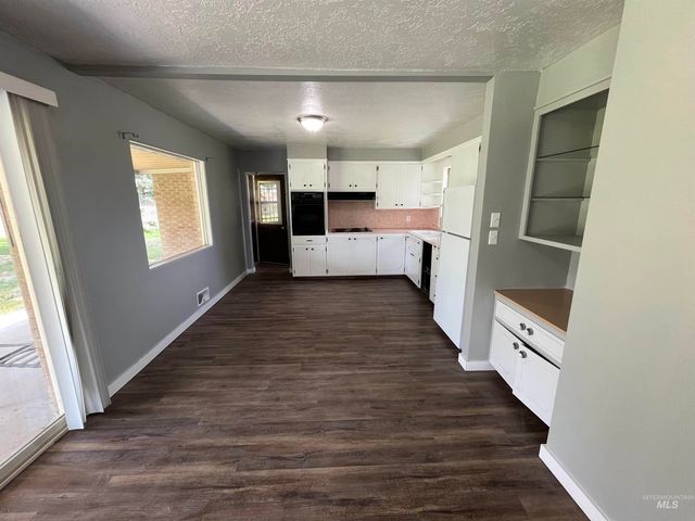 1340 Lawndale, Twin Falls, ID 83301
