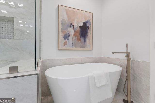 1080 Peachtree Street NE 2111, Atlanta, GA 30309