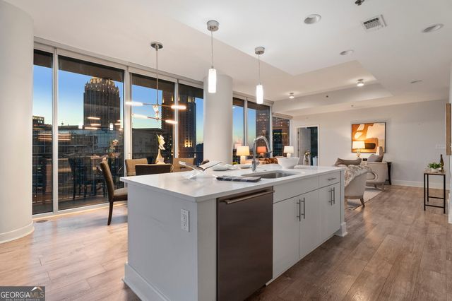 1080 Peachtree Street NE 2111, Atlanta, GA 30309
