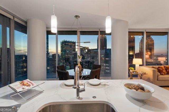 1080 Peachtree Street NE 2111, Atlanta, GA 30309