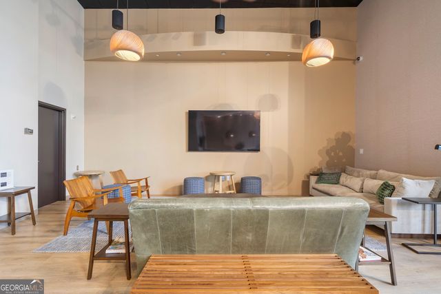 1080 Peachtree Street NE 2111, Atlanta, GA 30309