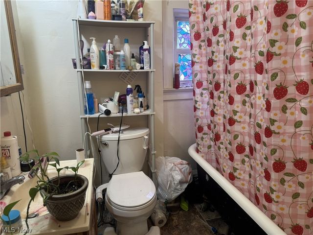 82-84 18th Street SW, Barberton, OH 44203