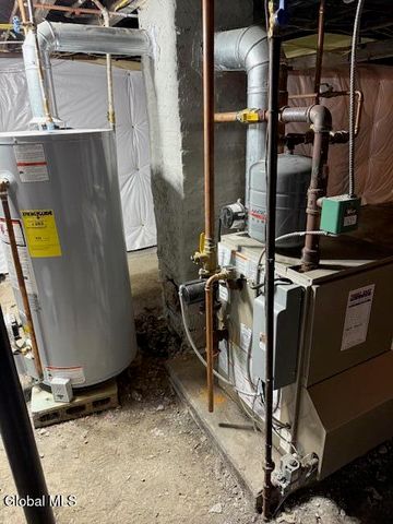 1918 7th Avenue, Watervliet, NY 12189