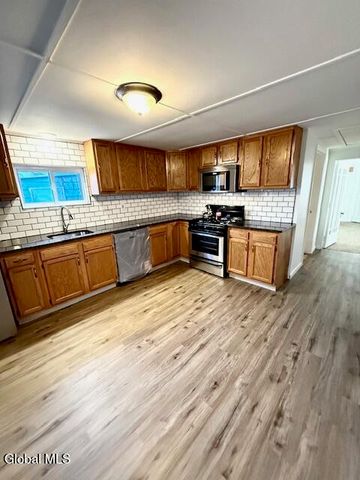 1918 7th Avenue, Watervliet, NY 12189