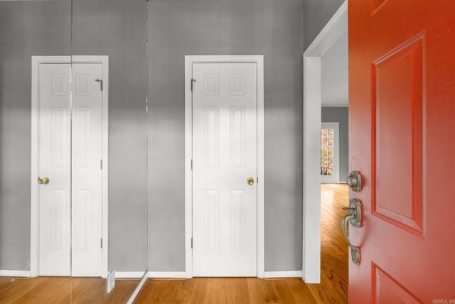 2112 Hinson Rd Apt 12, Little Rock, AR 72212