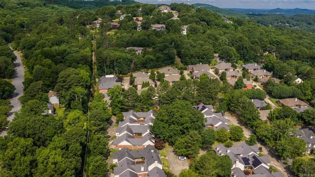 2112 Hinson Rd Apt 12, Little Rock, AR 72212