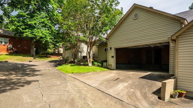 2112 Hinson Rd Apt 12, Little Rock, AR 72212