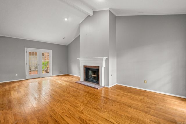 2112 Hinson Rd Apt 12, Little Rock, AR 72212