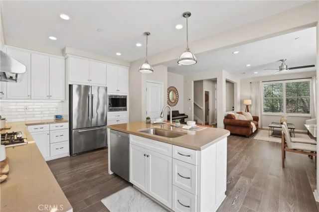75 Jade Flower, Irvine, CA 92620