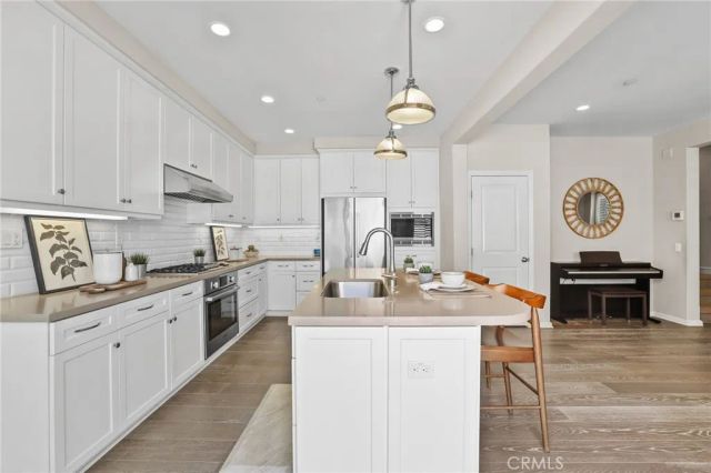 75 Jade Flower, Irvine, CA 92620
