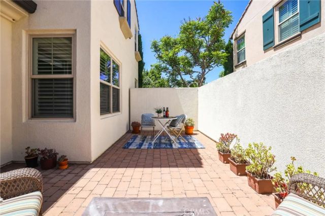 75 Jade Flower, Irvine, CA 92620