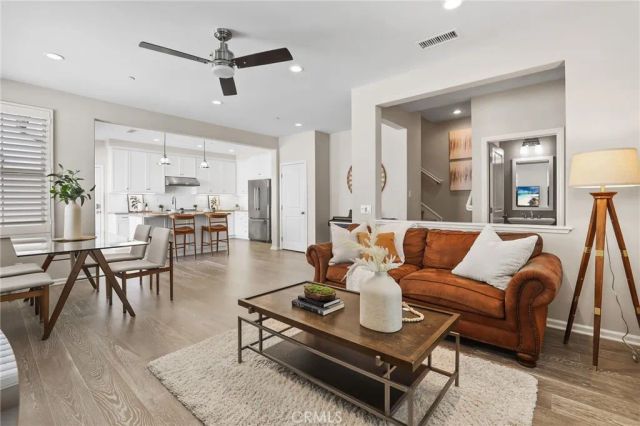 75 Jade Flower, Irvine, CA 92620