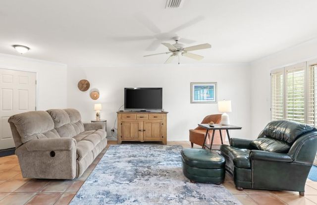 705 Gulf Shore Drive 301, Destin, FL 32541