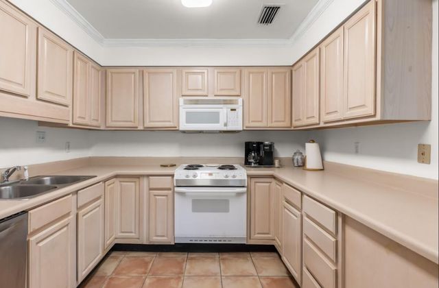 705 Gulf Shore Drive 301, Destin, FL 32541