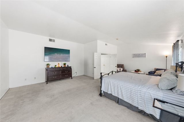 33129 Shoreline, Lake Elsinore, CA 92530
