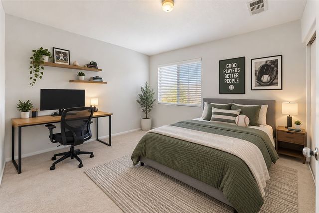 33129 Shoreline, Lake Elsinore, CA 92530