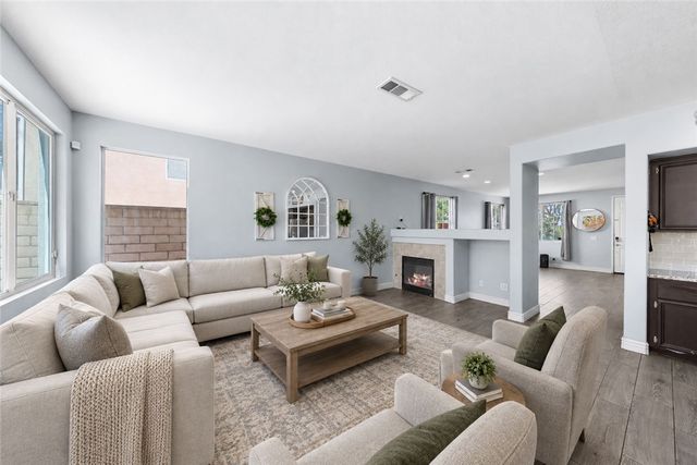 33129 Shoreline, Lake Elsinore, CA 92530