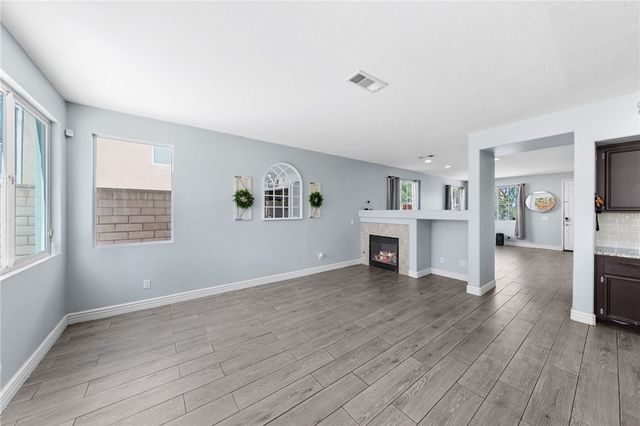 33129 Shoreline, Lake Elsinore, CA 92530
