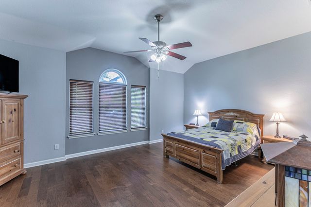 734 Dillard Circle, Cedar Hill, TX 75104