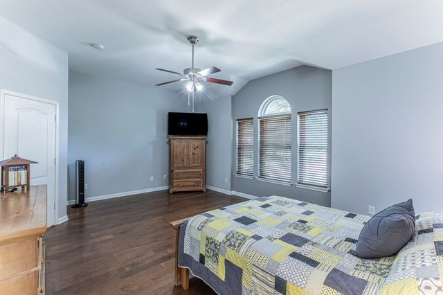 734 Dillard Circle, Cedar Hill, TX 75104