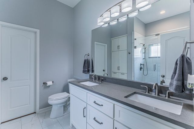 734 Dillard Circle, Cedar Hill, TX 75104