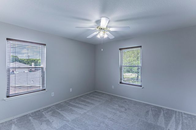 734 Dillard Circle, Cedar Hill, TX 75104