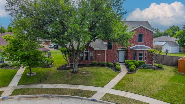 734 Dillard Circle, Cedar Hill, TX 75104