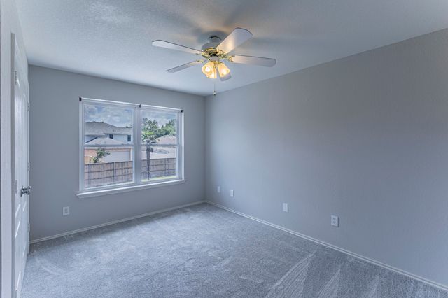 734 Dillard Circle, Cedar Hill, TX 75104