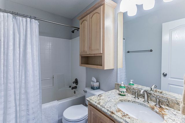 734 Dillard Circle, Cedar Hill, TX 75104