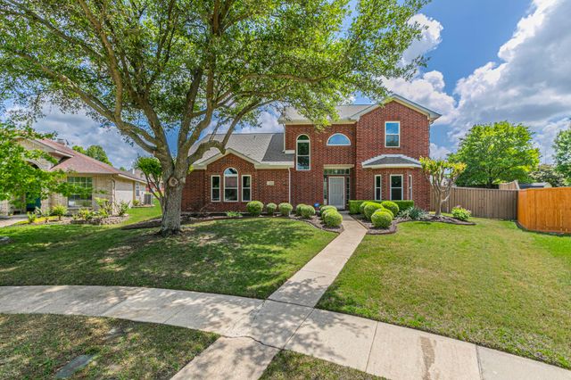 734 Dillard Circle, Cedar Hill, TX 75104