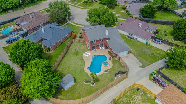 734 Dillard Circle, Cedar Hill, TX 75104