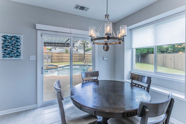 734 Dillard Circle, Cedar Hill, TX 75104