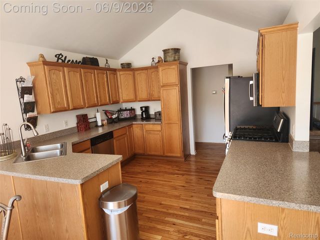 7155 Belle Pointe Drive, Van Buren Charter Township, MI 48111