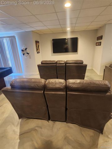 7155 Belle Pointe Drive, Van Buren Charter Township, MI 48111