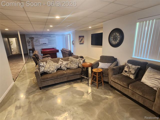 7155 Belle Pointe Drive, Van Buren Charter Township, MI 48111