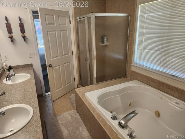 7155 Belle Pointe Drive, Van Buren Charter Township, MI 48111