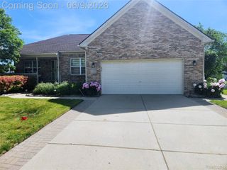 7155 Belle Pointe Drive, Van Buren Charter Township, MI 48111