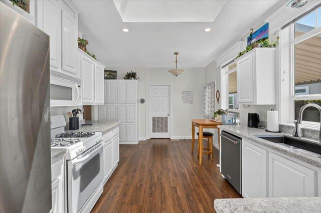444 Whispering Pines 131, Scotts Valley, CA 95066
